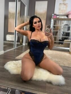 Jenn Marie Jaen Jenn Marie Jaen