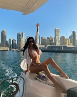 Laura Lexxy Laura Lexxy