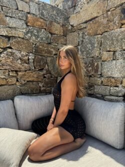 Lily Phillips Lily Phillips