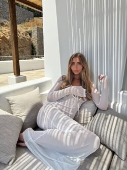 Lily Phillips Lily Phillips