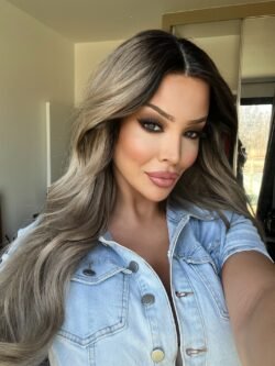 Pariz Zianna Pariz Zianna